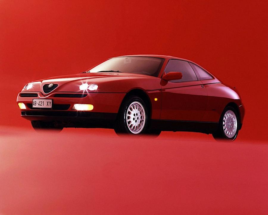  Alfa Romeo GTV (916C) 1995 года  (WW) (фото 7 из 27)